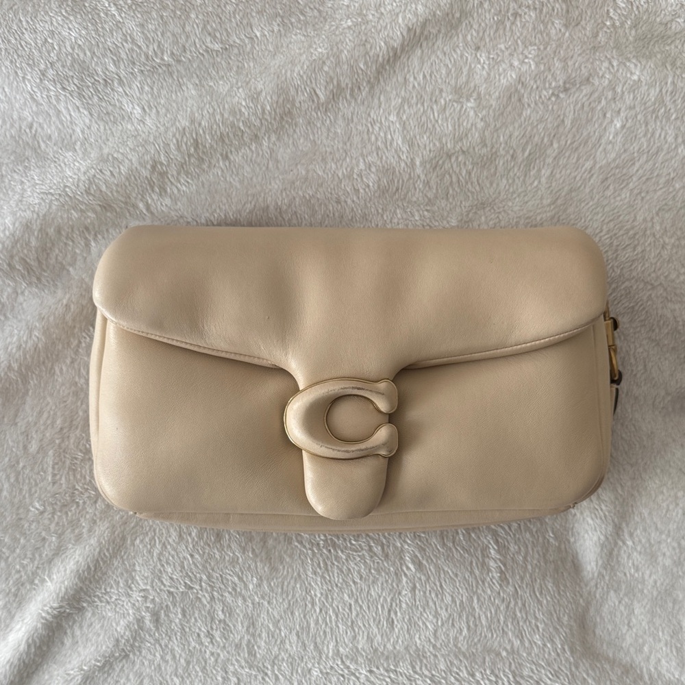 Coach Pillow Tabby 26 Cream Leather Bag